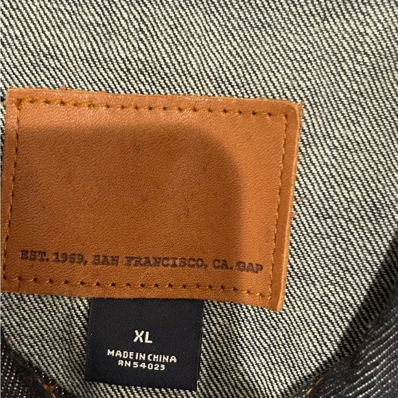 Vintage 90’s Gap Denim Jacket - Picture 4 of 4